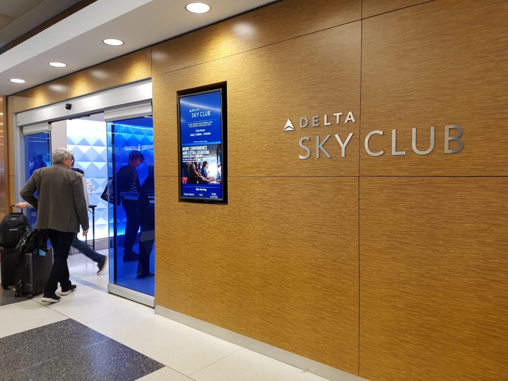 Delta SkyClub Lounge JFK T4