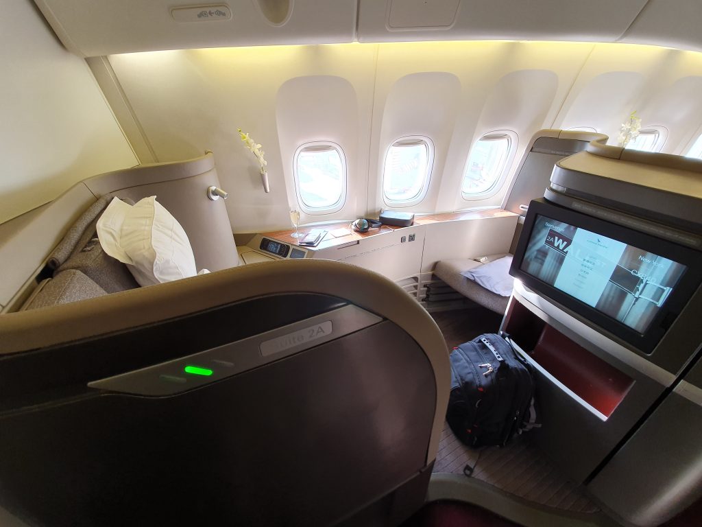 An Incoherent Melody: Cathay Pacific First Class to New York