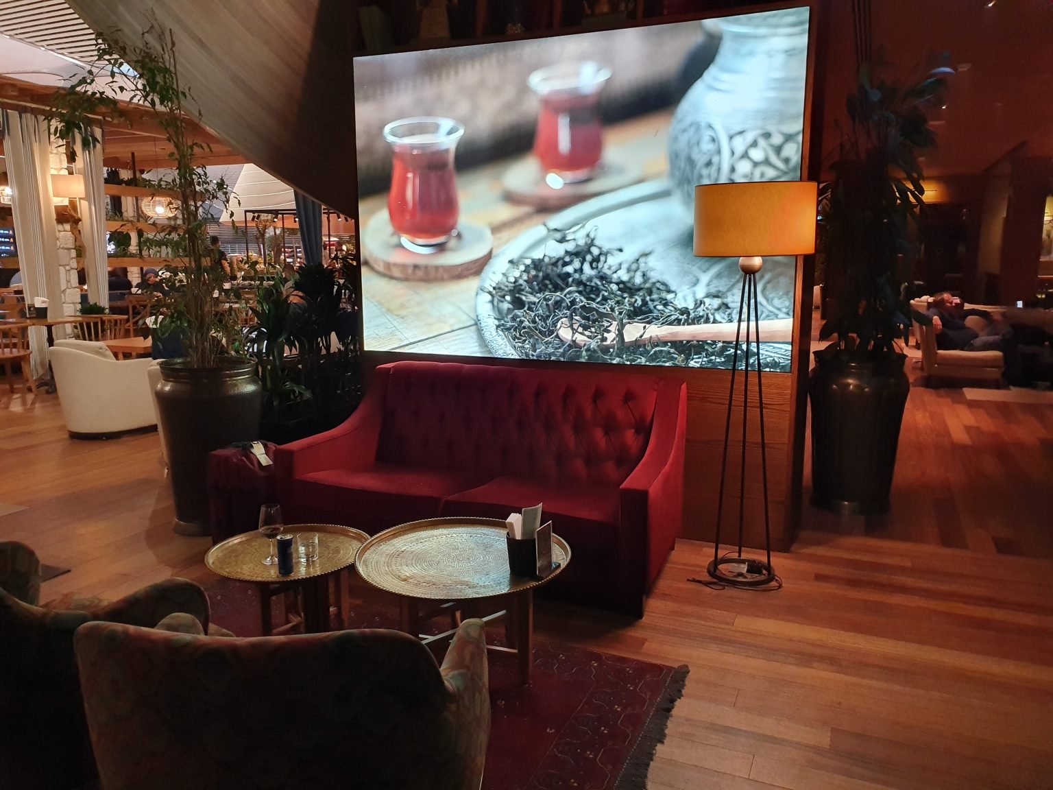 Turkish Business Lounge Istanbul Review - Wander Up Front