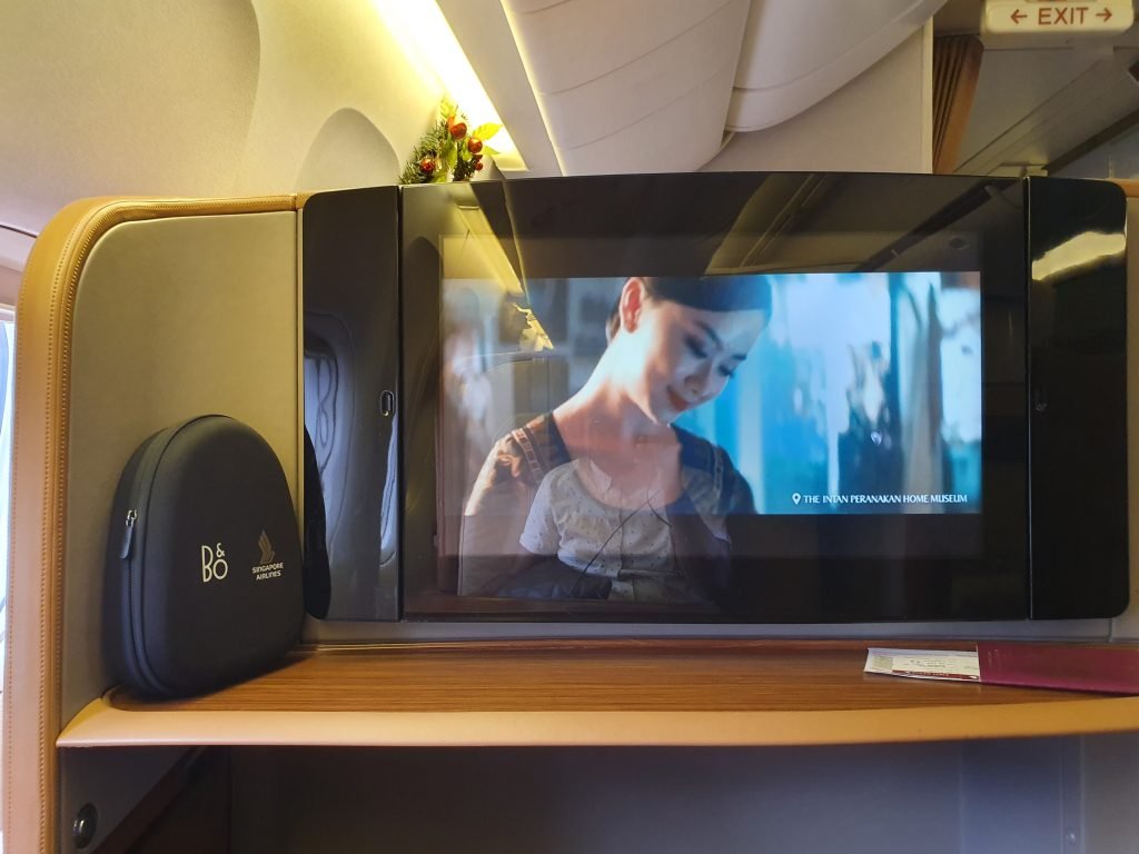 SINGAPORE AIRLINES HAVE FIRST CLASS visual data 7