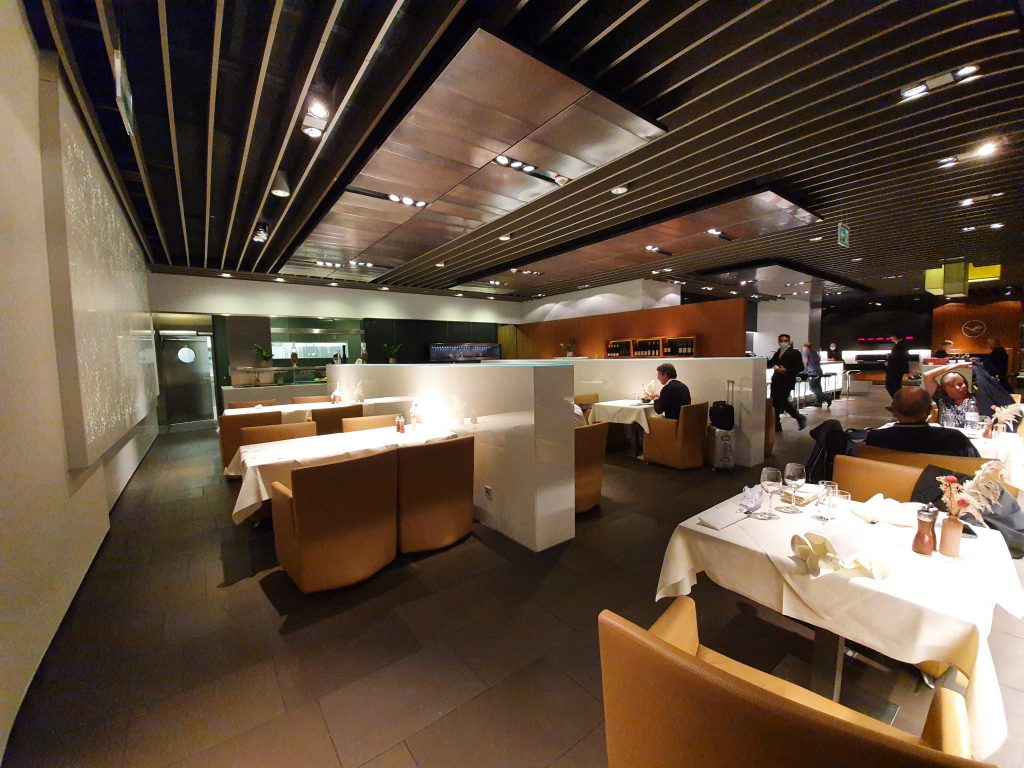 Lufthansa First Class Terminal Dining