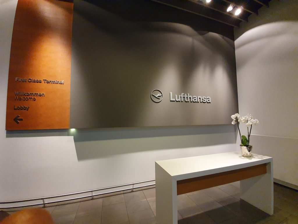 Lufthansa First Class Terminal Ground Floor Entrance