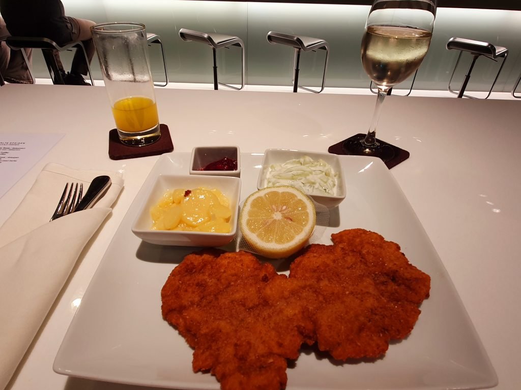 Lufthansa First Class Terminal Snitzel