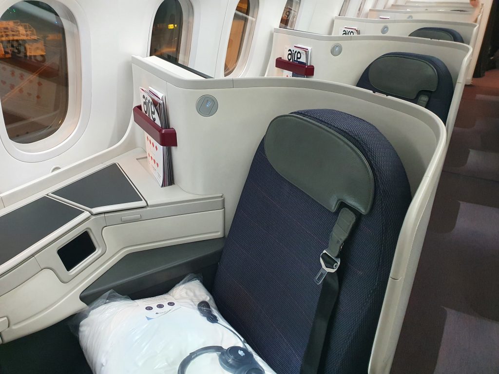 AeroMexico 787 9 Business Class Window Seat