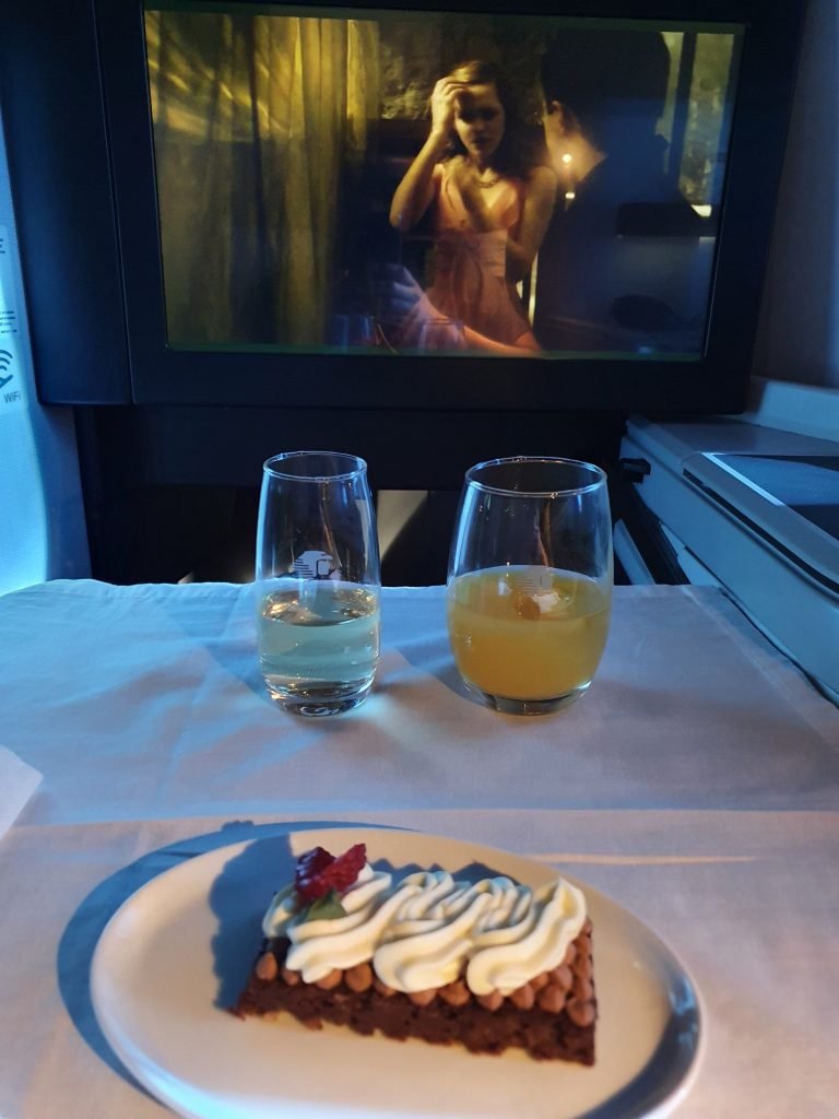 AeroMexico Business Class MEX GRU Dinner Dessert