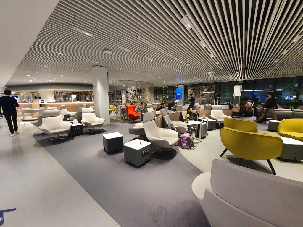 Air France Business Lounge 2E Open Zone