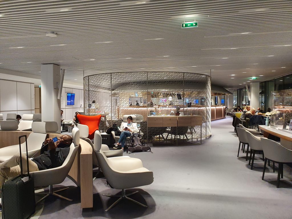 Air France Business Lounge 2E Space