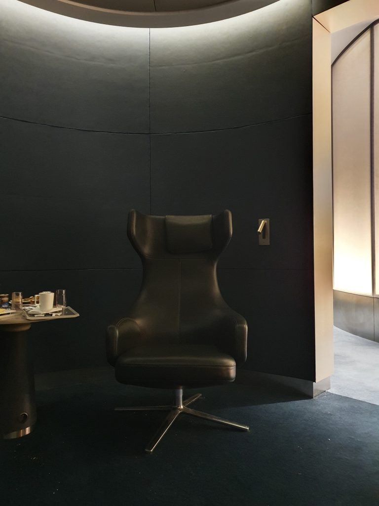 Air France Salone Lounge 2F Darker Seating Zone
