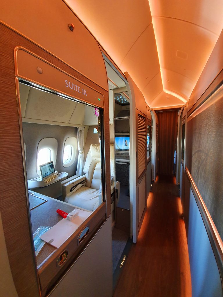 Emirates Change Changer First Class Cabin