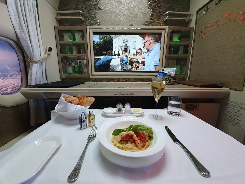 Emirates Change Changer First Class Lunchtime
