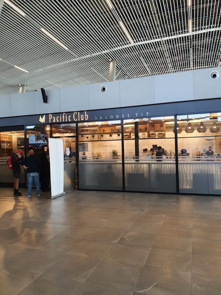 Pacific Club Lounge Santiago Airport