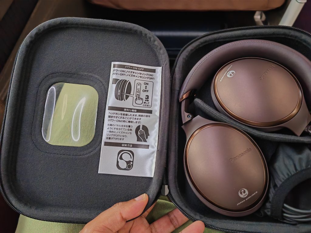JAL First Class Noise Cancelling Headphone