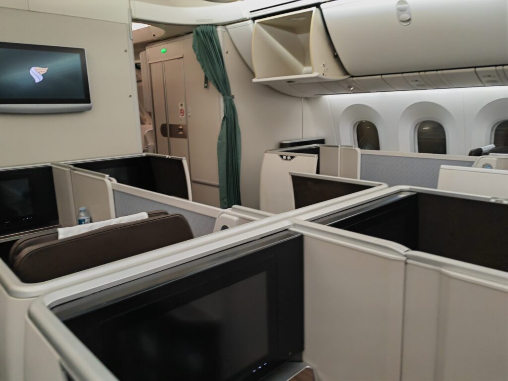 Oman Air Apex Business Cabin 2