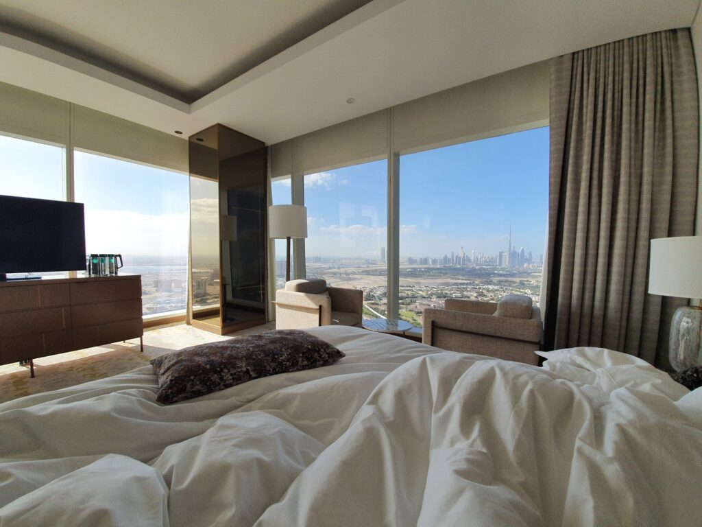 Sofitel Dubai Luxury Club Room Bed View r