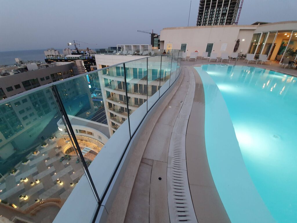 Hyatt Regency Malta Roof Pool
