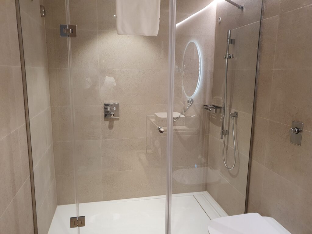 Hyatt Regency Malta Shower