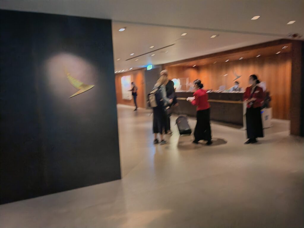 Cathay Pacific Pier Business Class Reception