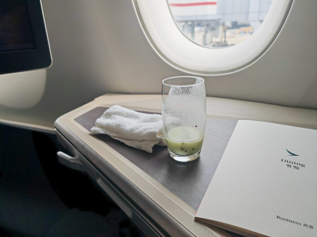 Cathay Pacific A350 Business Class Hot Towel