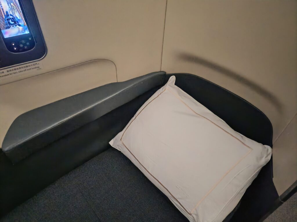 Cathay Pacific A350 Business Class In Bed Mode