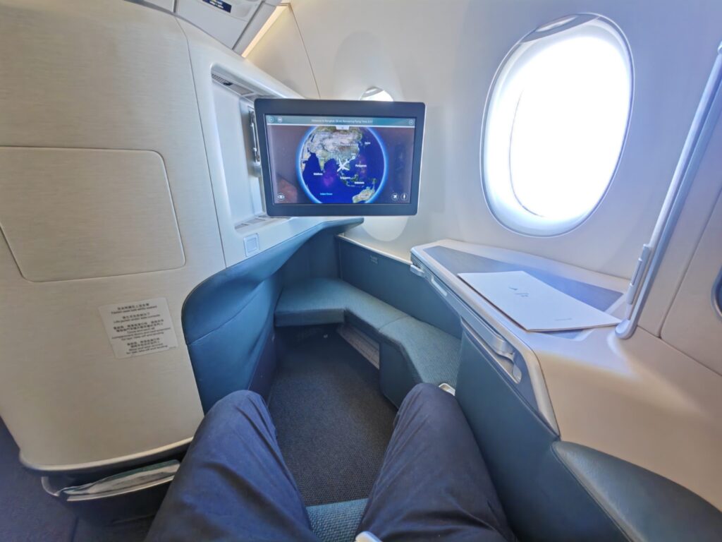 Cathay Pacific A350 Business Class Space