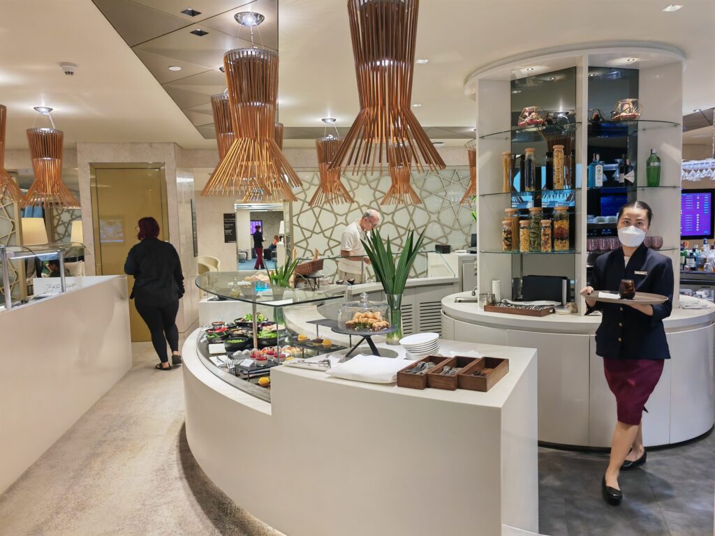 Qatar Premium Lounge BKK Buffet Catering