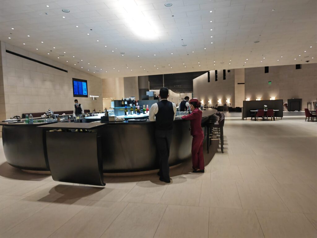 Al Safwa First Class Lounge Open Space Bar Area
