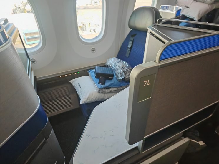 Showdown: AA Vs Delta Vs United, Which US Airline Is The Best? - Wander ...