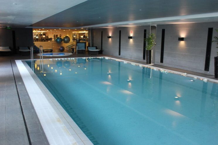 Shangri La Sydney Indoor Pool. Picture Right Reserving.