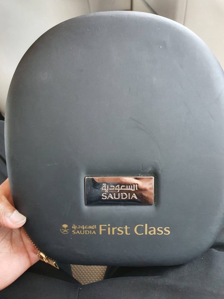 Saudia A320 Business Class Headphones From First Class