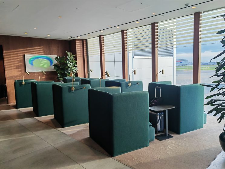 Cathay Business Lounge Heathrow More Private Seating