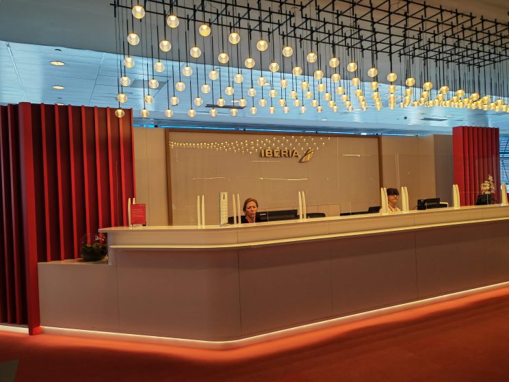 Iberia Premium lounge Velazquez Reception