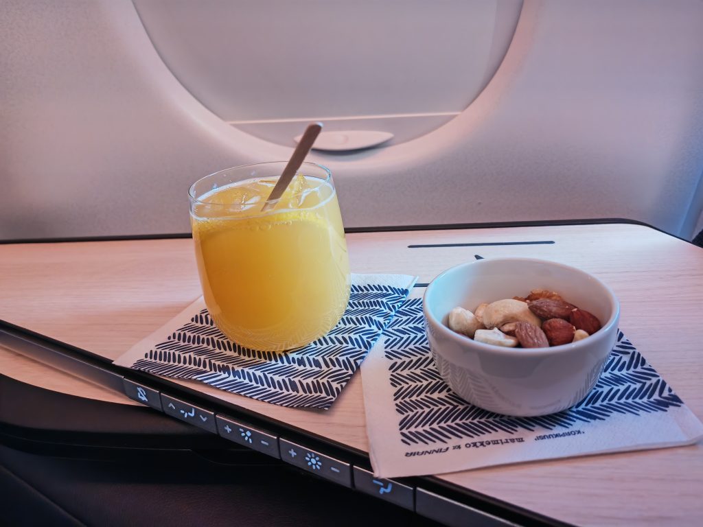 Finnair Business Class Drinks & Nuts Service