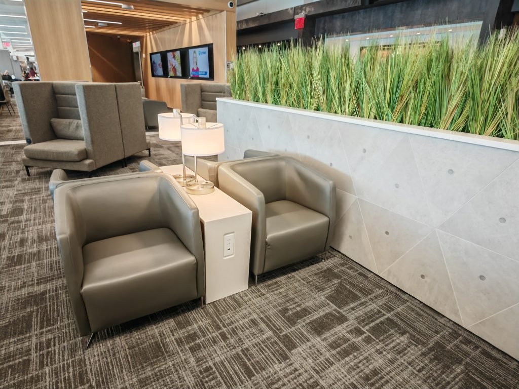 Upgraded Admirals Club LaGuardia Review Wander Up Front