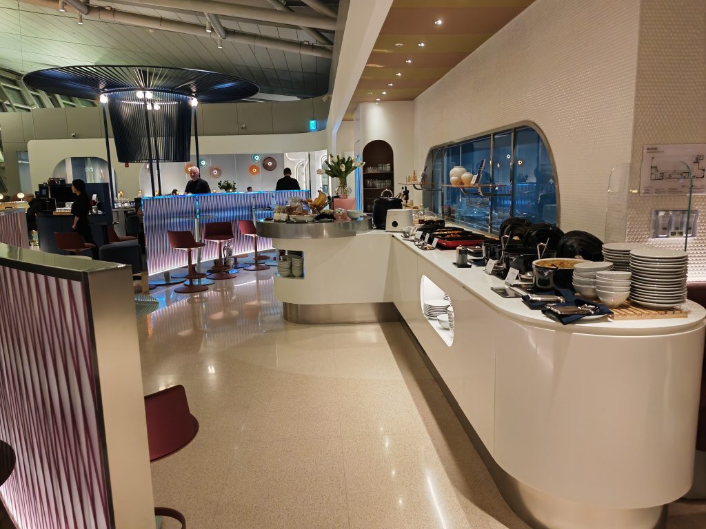 oneWorld Lounge Seoul buffet area